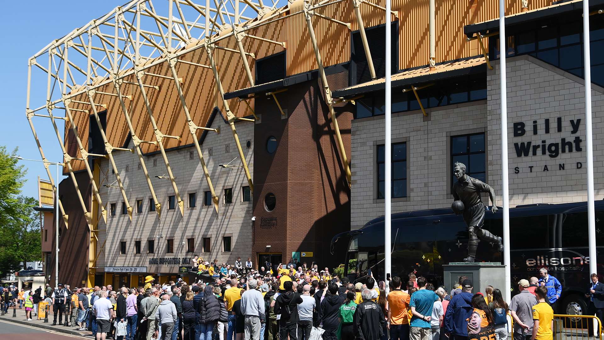 魔笛雄心犹在！渴望留在皇马阵中，再战一年续写传奇！.