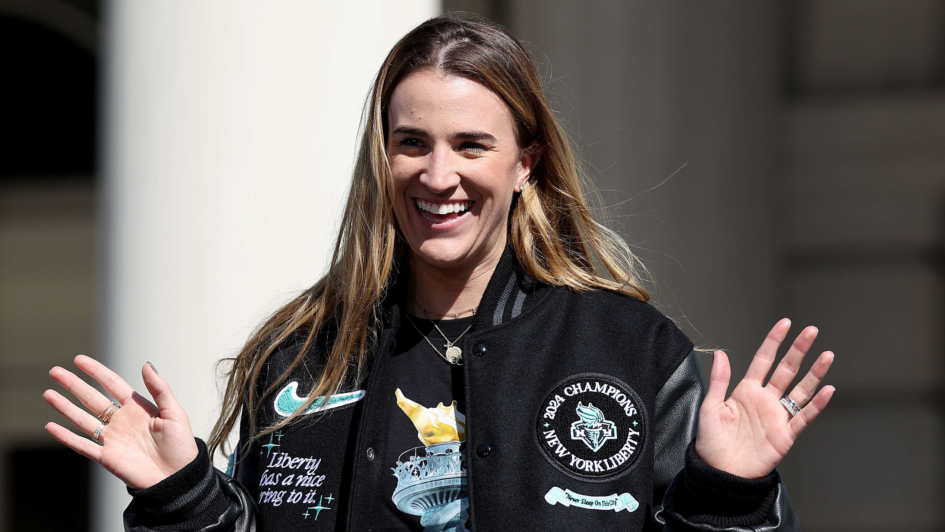 特朗普政府下令未来5年每年削减8%的国防预算.